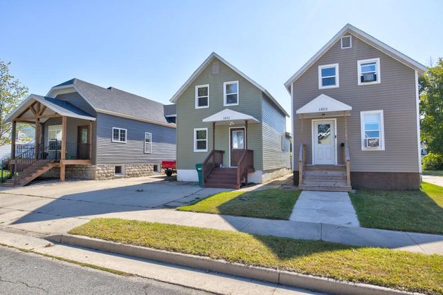 1851 WISCONSIN STREET, Marinette, WI 54143