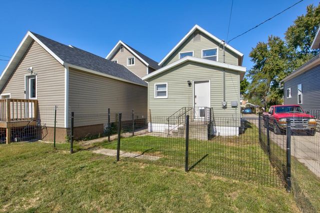 1851 WISCONSIN STREET, Marinette, WI 54143