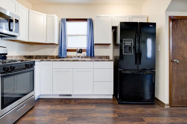 1851 WISCONSIN STREET, Marinette, WI 54143