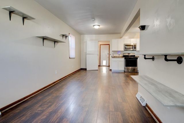 1851 WISCONSIN STREET, Marinette, WI 54143