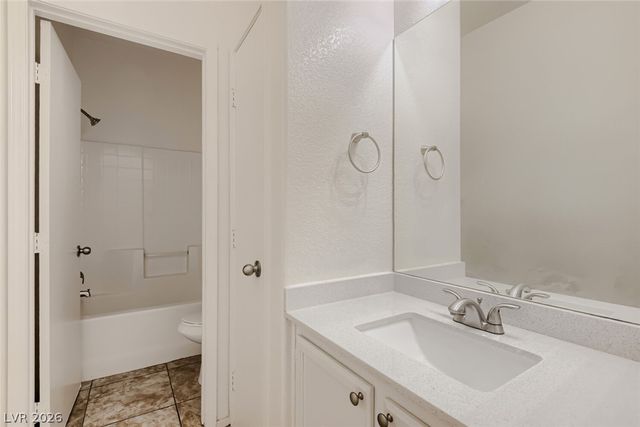 6722 Black Oil Drive, Las Vegas, NV 89122