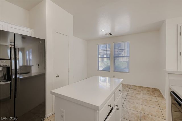 6722 Black Oil Drive, Las Vegas, NV 89122