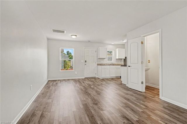 3910 Bellingham Court, Greensboro, NC 27406