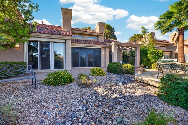 8157 Round Hills Circle, Las Vegas, NV 89113