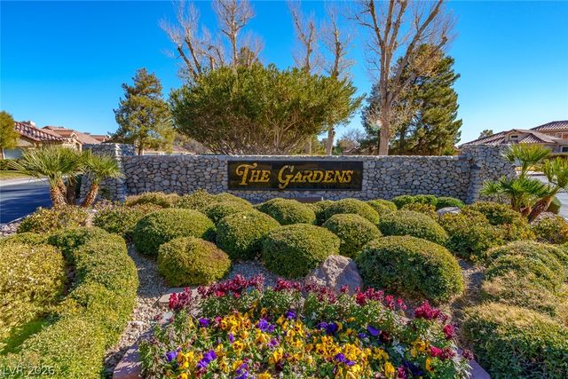 8157 Round Hills Circle, Las Vegas, NV 89113