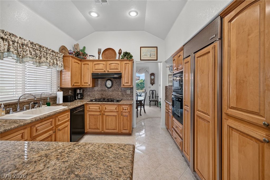 8157 Round Hills Circle, Las Vegas, NV 89113 — photo 5
