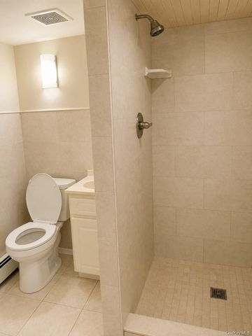 834 E 229th Street, Bronx, NY 10466