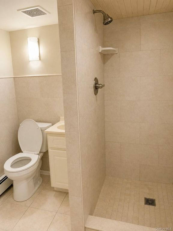 834 E 229th Street, Bronx, NY 10466 — photo 3