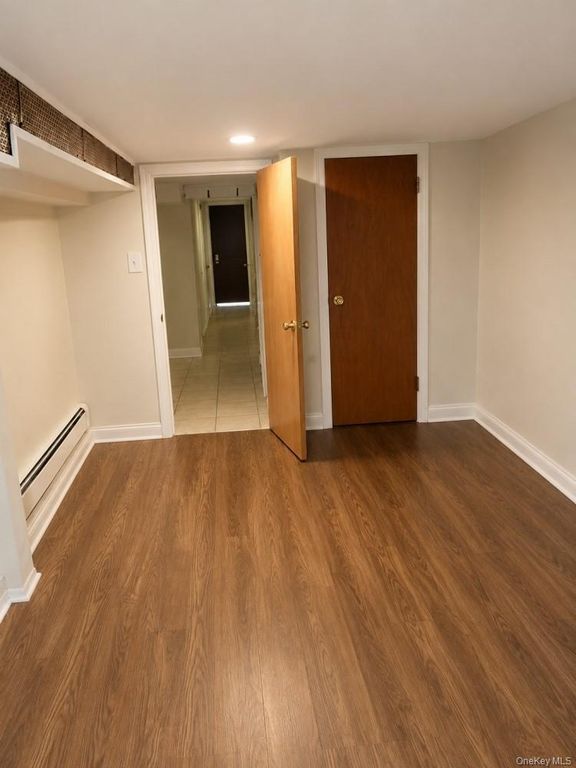 834 E 229th Street, Bronx, NY 10466 — photo 4