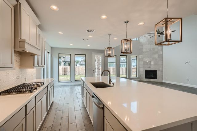 941 Rabbit Brush RD, Leander, TX 78641