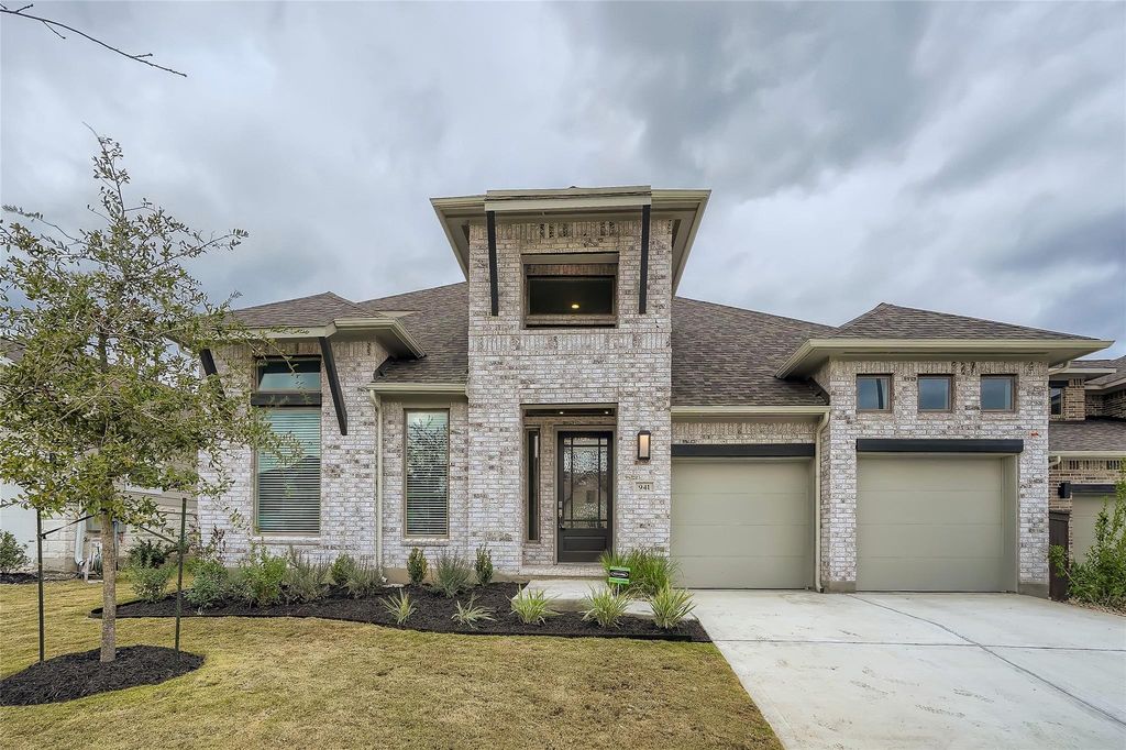 941 Rabbit Brush RD, Leander, TX 78641