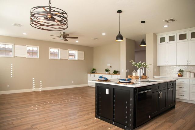 1874 S 160th Lane, Goodyear, AZ 85338