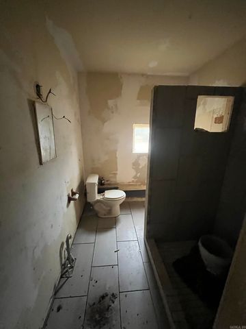 1211 S Ninth St, Mena, AR 71953