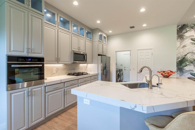 10429 Prato Street, Wellington, FL 33414