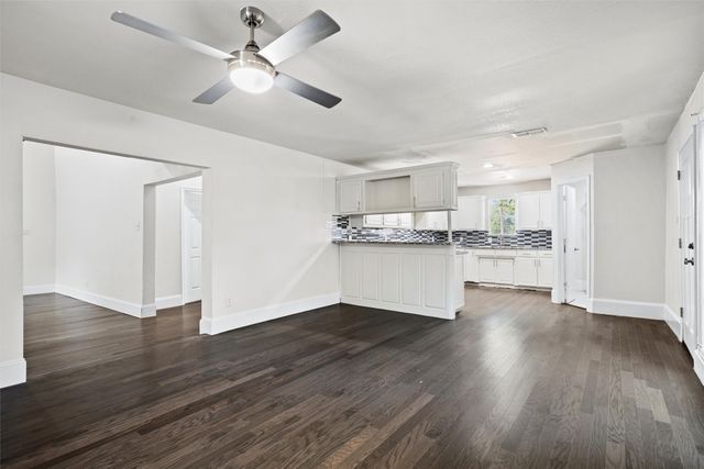 10724 County Road 525, Mansfield, TX 76063