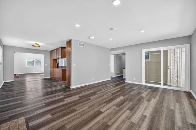 652 La Sombra Drive, El Cajon, CA 92020