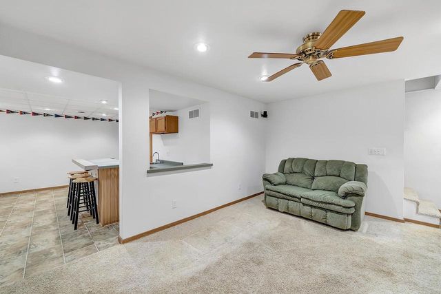 2277 REDPEPPER TRAIL, Suamico, WI 54313