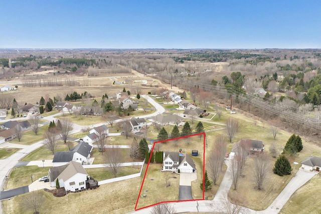 2277 REDPEPPER TRAIL, Suamico, WI 54313