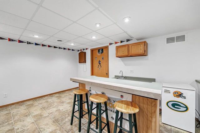 2277 REDPEPPER TRAIL, Suamico, WI 54313