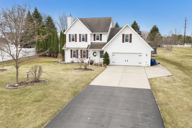 2277 REDPEPPER TRAIL, Suamico, WI 54313