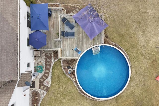 2277 REDPEPPER TRAIL, Suamico, WI 54313
