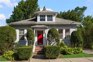 14 Taft Avenue, Providence, RI 02906