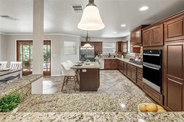 1440 Fincastle LOOP, College Station, TX 77845