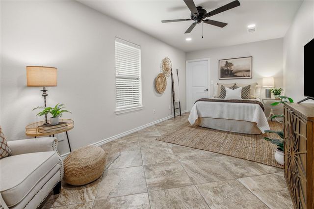 1440 Fincastle LOOP, College Station, TX 77845