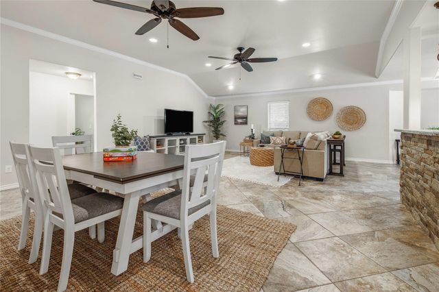 1440 Fincastle LOOP, College Station, TX 77845