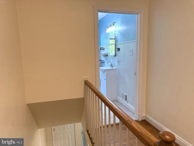 1049 WINSFORD RD, Baltimore, MD 21204