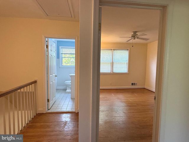 1049 WINSFORD RD, Baltimore, MD 21204