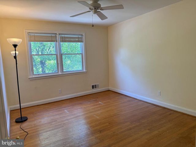 1049 WINSFORD RD, Baltimore, MD 21204