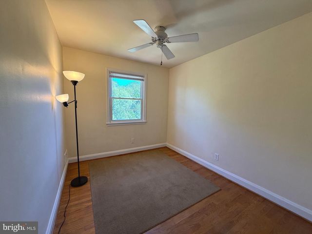 1049 WINSFORD RD, Baltimore, MD 21204
