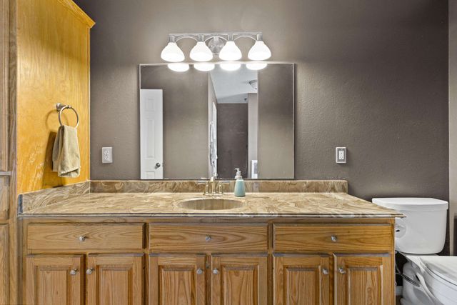 1641 W Lake Gladewater, Gladewater, TX 75647