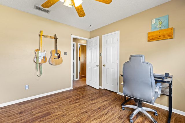 1641 W Lake Gladewater, Gladewater, TX 75647