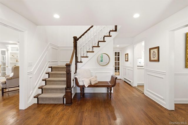 1 Winston Court, Dix Hills, NY 11746