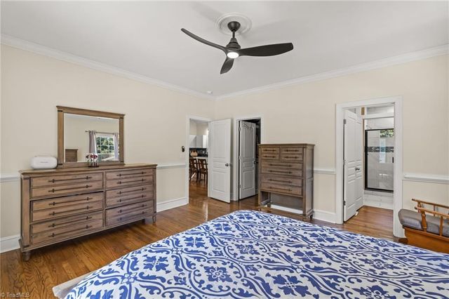 920 Fairway Avenue, Thomasville, NC 27360
