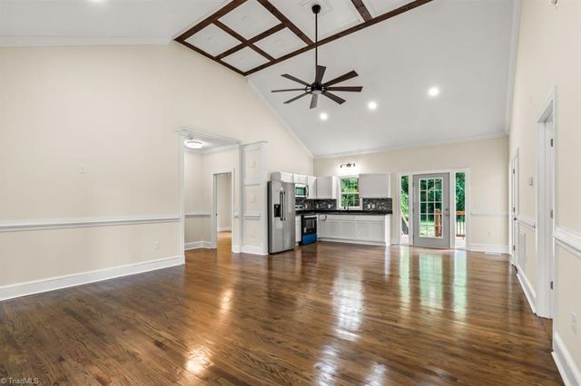 920 Fairway Avenue, Thomasville, NC 27360