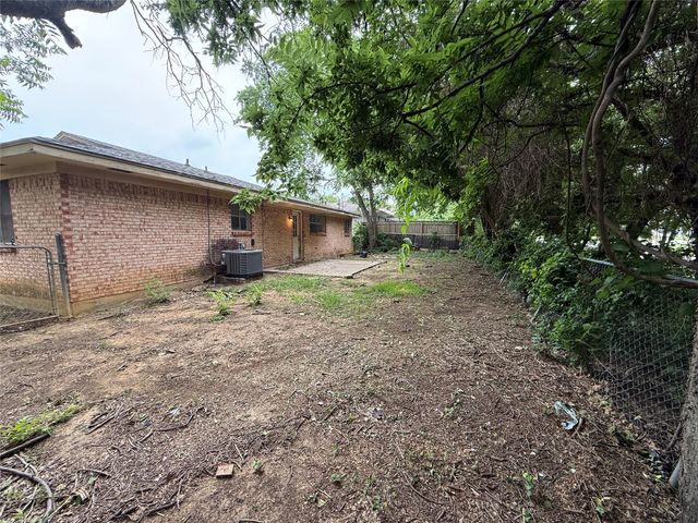 1238 Carla Street, Denison, TX 75020
