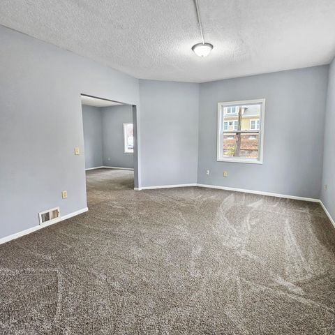 3253 Humboldt Avenue N, Minneapolis, MN 55412