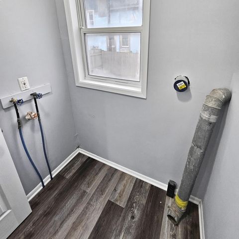 3253 Humboldt Avenue N, Minneapolis, MN 55412