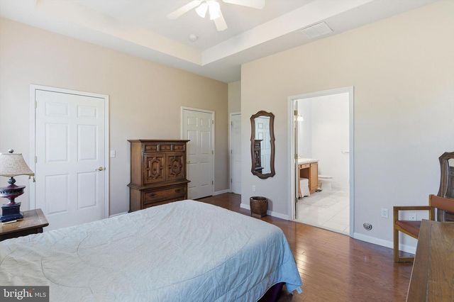 10 SALEM CT, Barnegat, NJ 08005