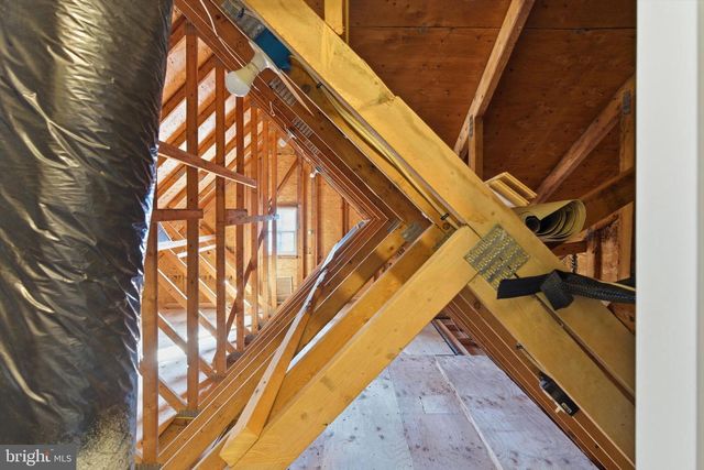 10 SALEM CT, Barnegat, NJ 08005