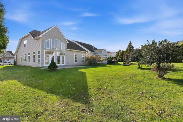 10 SALEM CT, Barnegat, NJ 08005