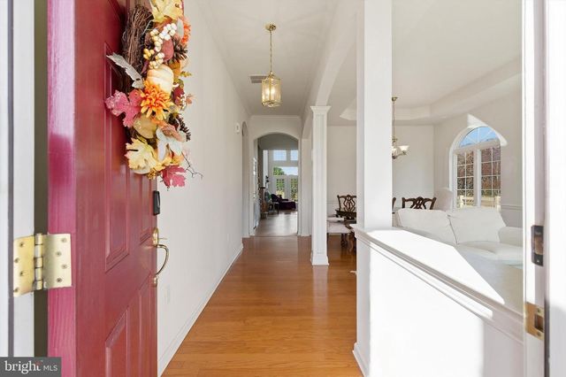 10 SALEM CT, Barnegat, NJ 08005