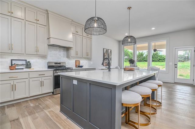 11441 S Langley Street, Olathe, KS 66061