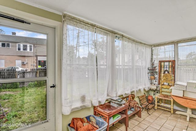 43 Center Avenue, Leonardo, NJ 07737