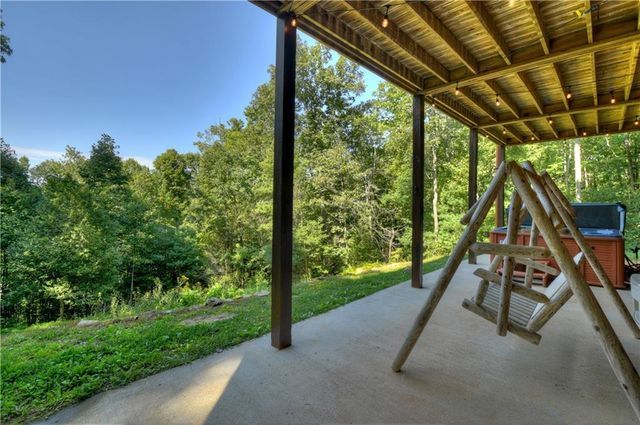 482 N Old Aska Road, Blue Ridge, GA 30513