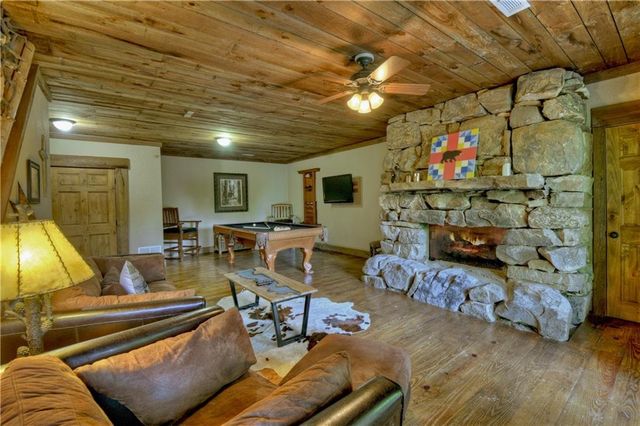 482 N Old Aska Road, Blue Ridge, GA 30513
