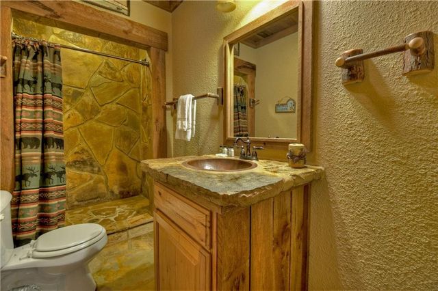 482 N Old Aska Road, Blue Ridge, GA 30513